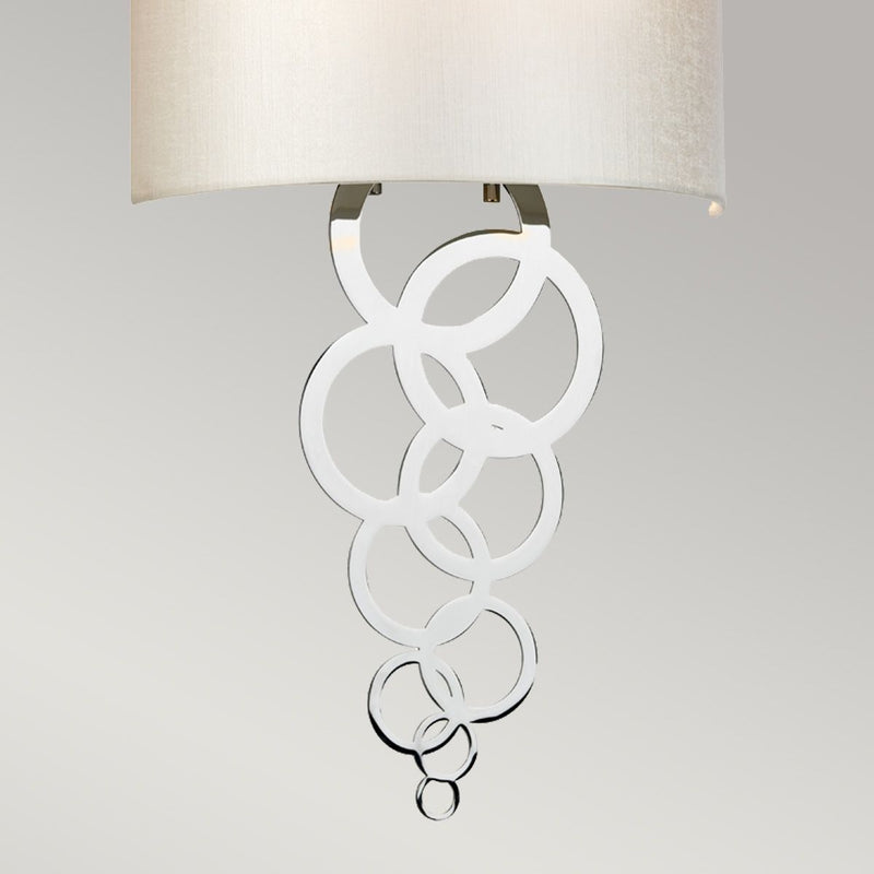 Curtis Medium 1 Light Wandleuchte - Poliertes Chrom oder Messing gealtert mit elfenbeinfarbenem Schirm aus Kunstseide (Neuheit)