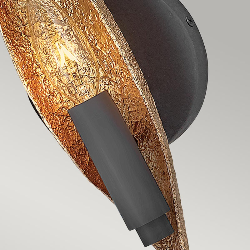 Willow 1 Light Wandleuchte - Carbon Black mit Deluxe Gold (Neuheit) - Clicklights Shop